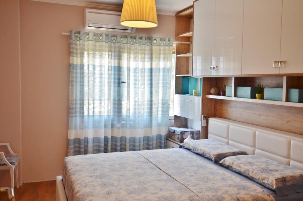 West Beach Apartment ドゥラス エクステリア 写真