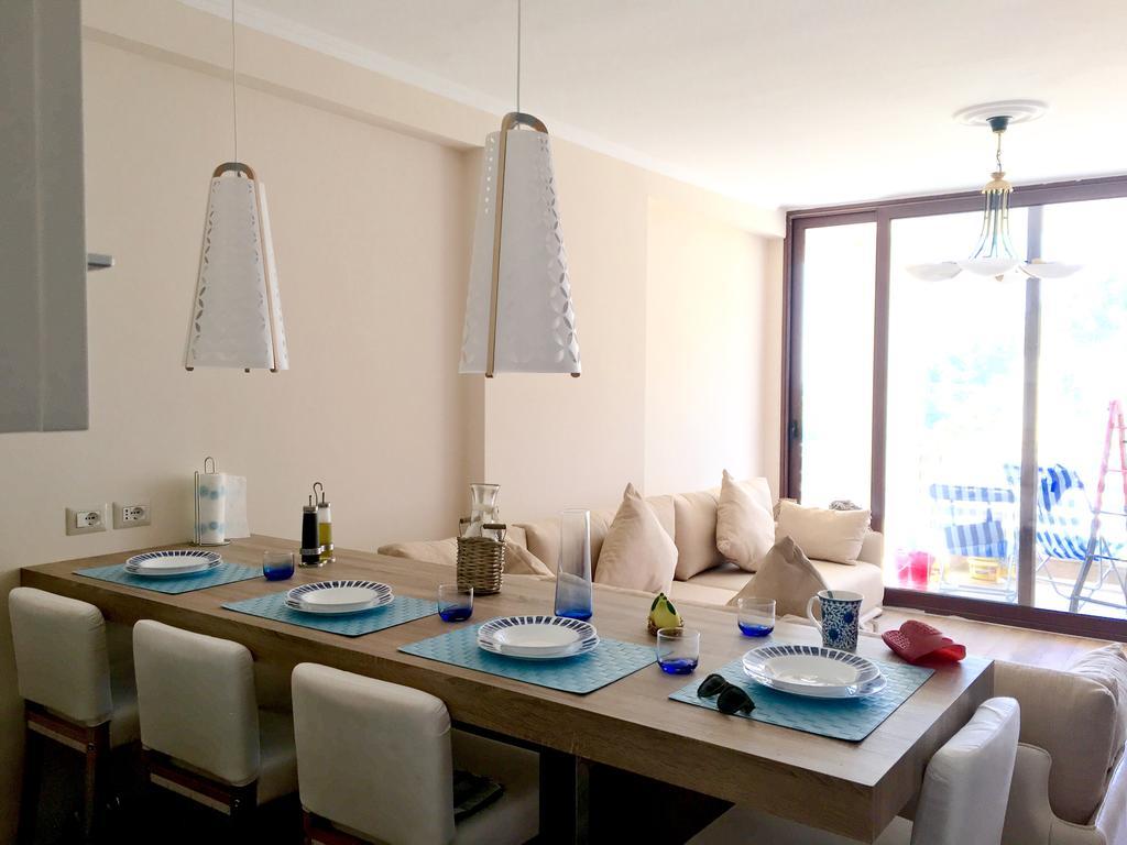 West Beach Apartment ドゥラス エクステリア 写真